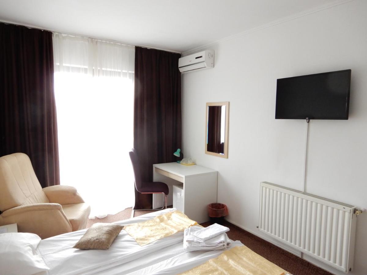 Rhc Royal Hotel Oradea Exteriér fotografie