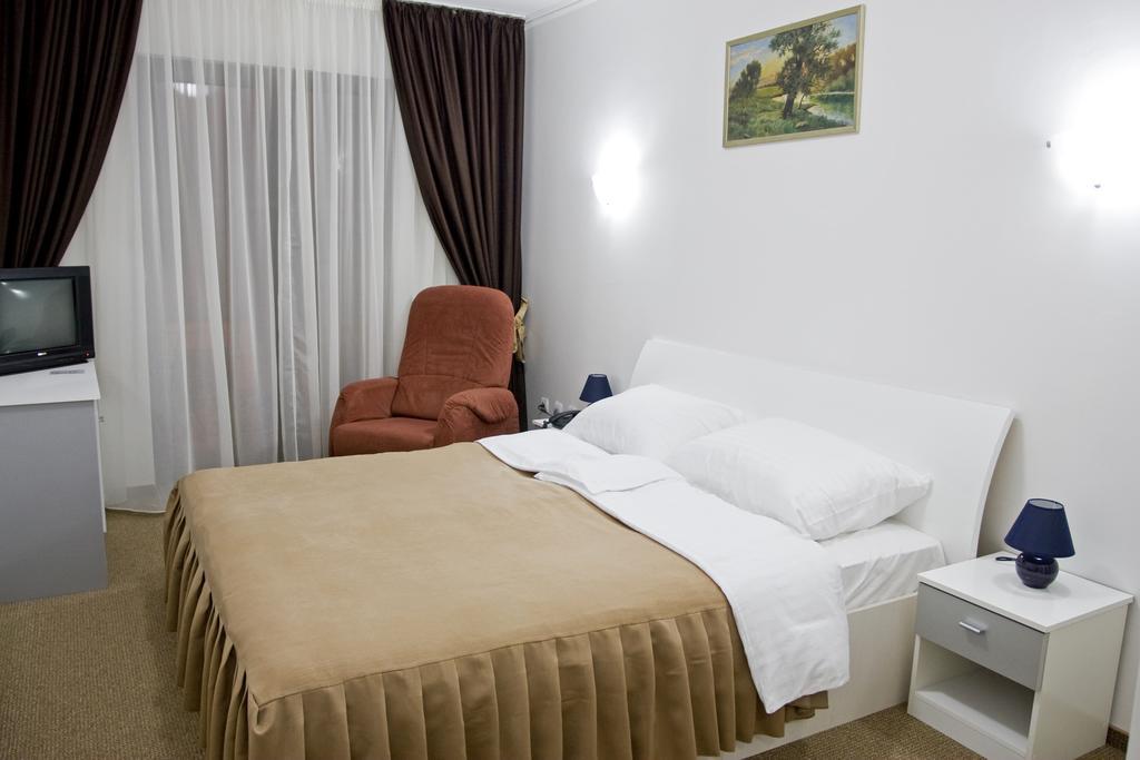 Rhc Royal Hotel Oradea Exteriér fotografie