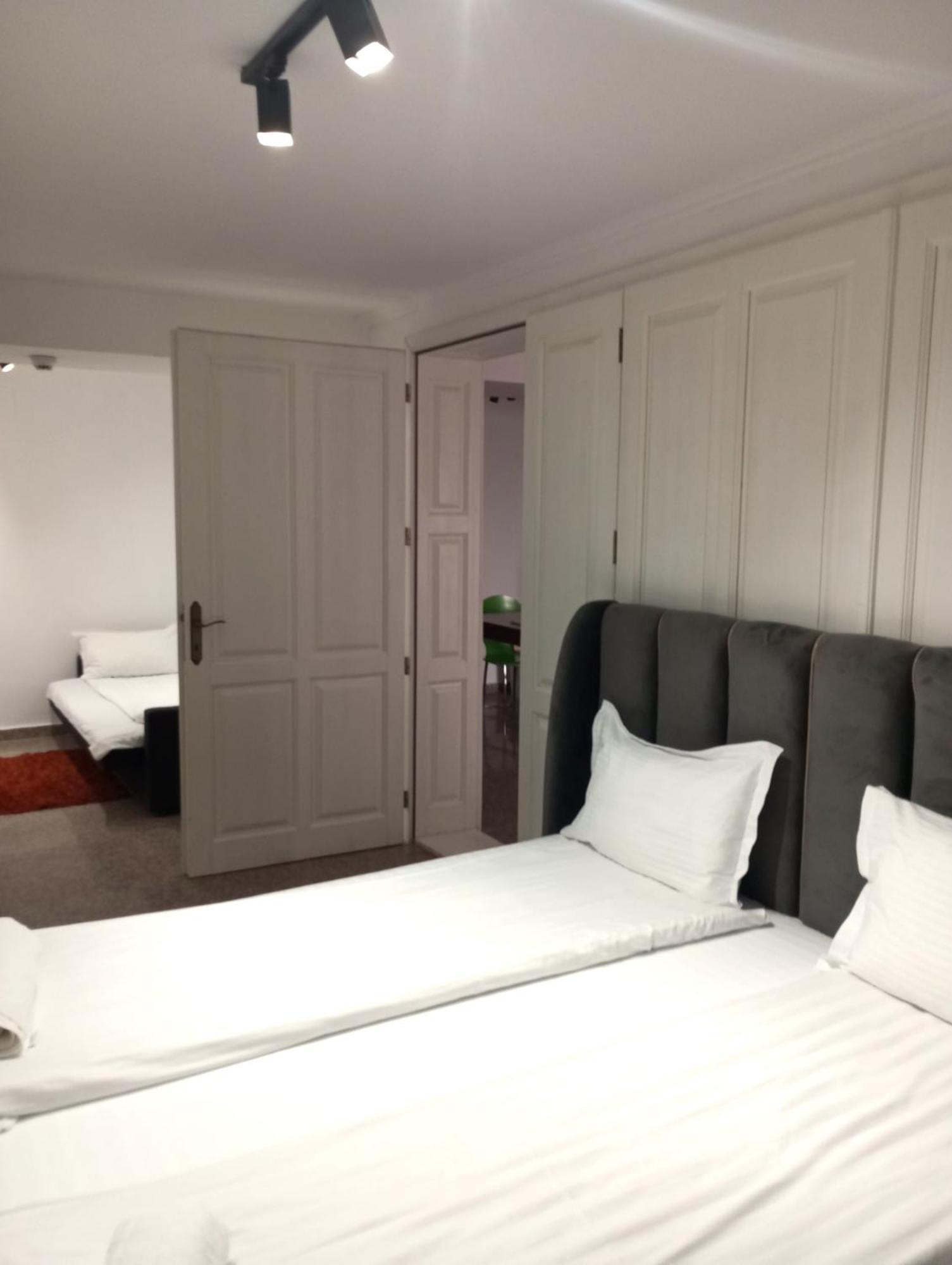Rhc Royal Hotel Oradea Exteriér fotografie