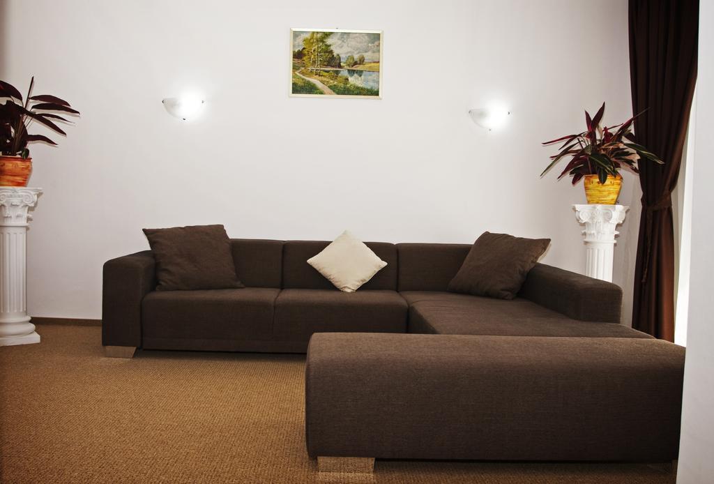 Rhc Royal Hotel Oradea Exteriér fotografie